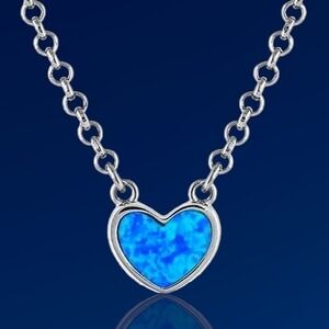 Montana Silversmiths Hidden Lake Glacial Pools Heart Necklace New! Retail $45